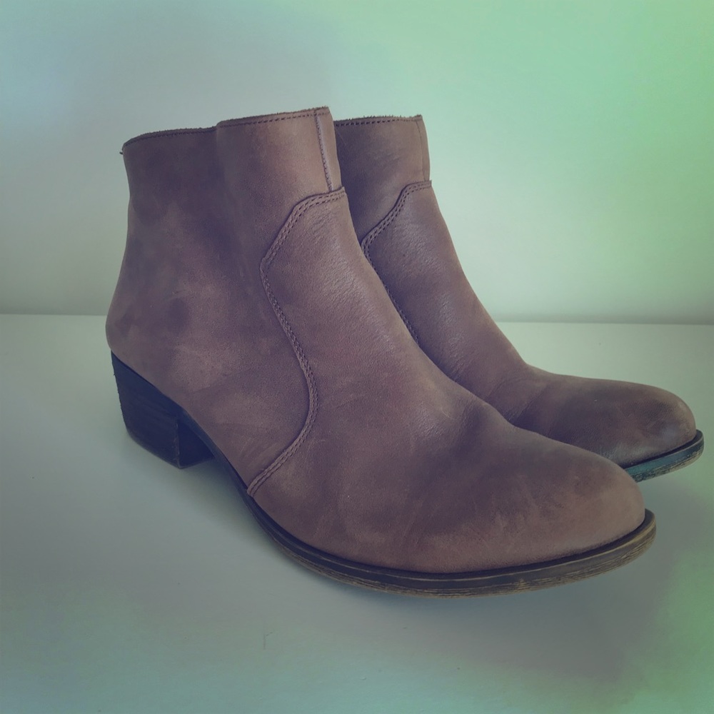 Lucky Brand Ankle Booties
